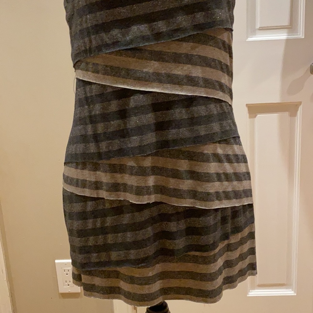 Bailey44 Metallic Top - Picture 4 of 13